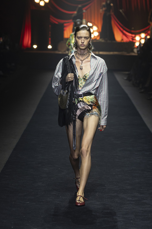 défilé etro printemps-été 2026 fashion week de milan