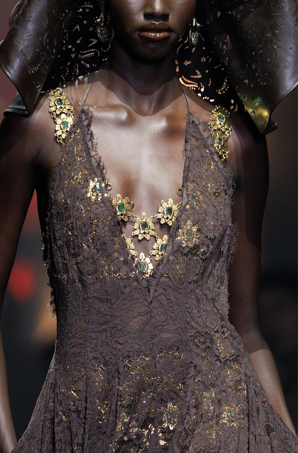 bijoux défilé etro printemps-été 2026 fashion week milan