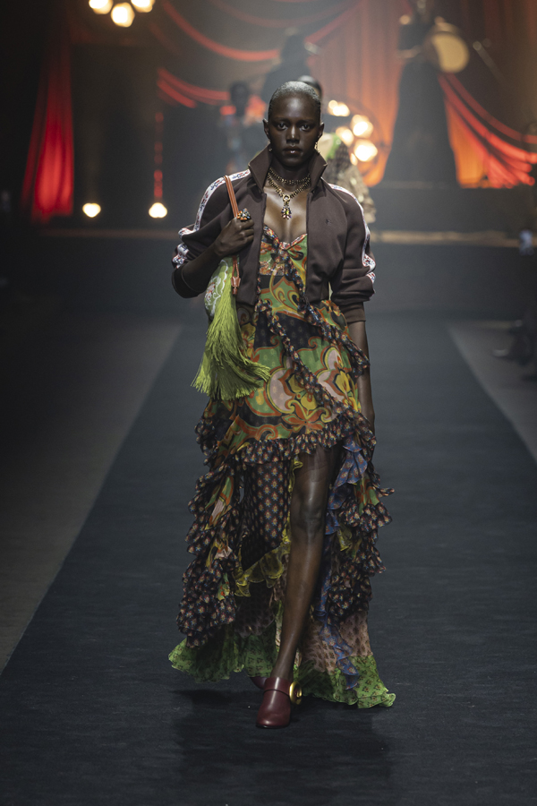 défilé etro printemps-été 2026 fashion week de milan