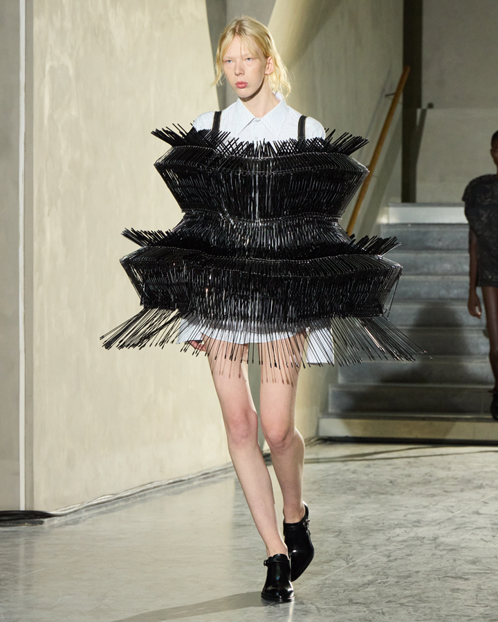 défilé hodakova printemps-été 2026 fashion week paris