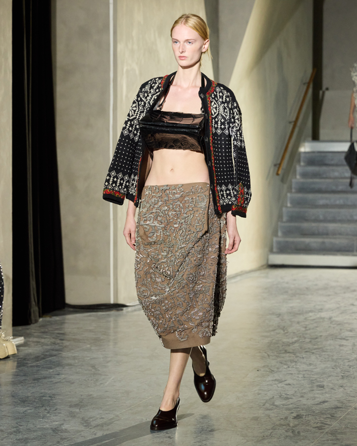 défilé hodakova printemps-été 2026 fashion week paris