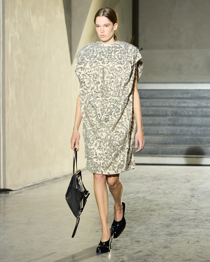 défilé hodakova printemps-été 2026 fashion week paris