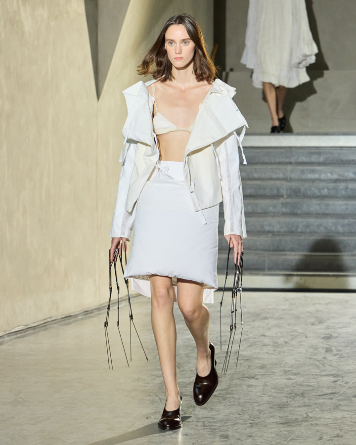 défilé hodakova printemps-été 2026 fashion week paris