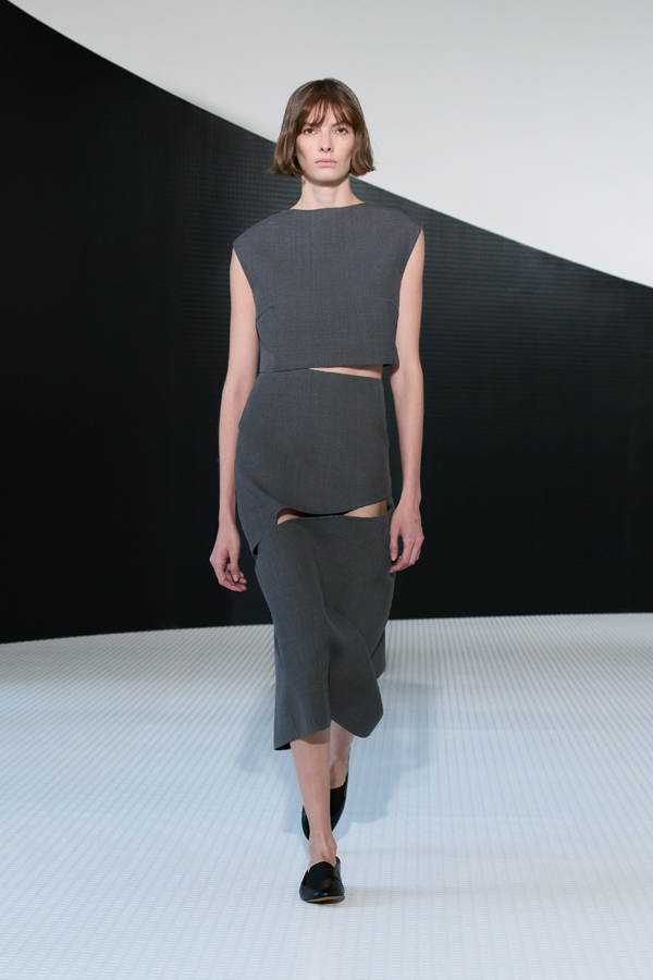 défilé jil sander printemps-été 2026 à la fashion week de milan