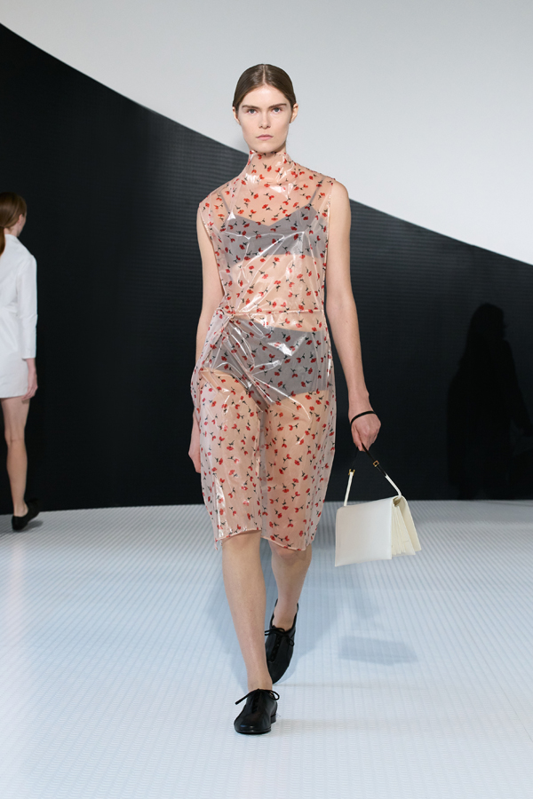 défilé jil sander printemps-été 2026 à la fashion week de milan