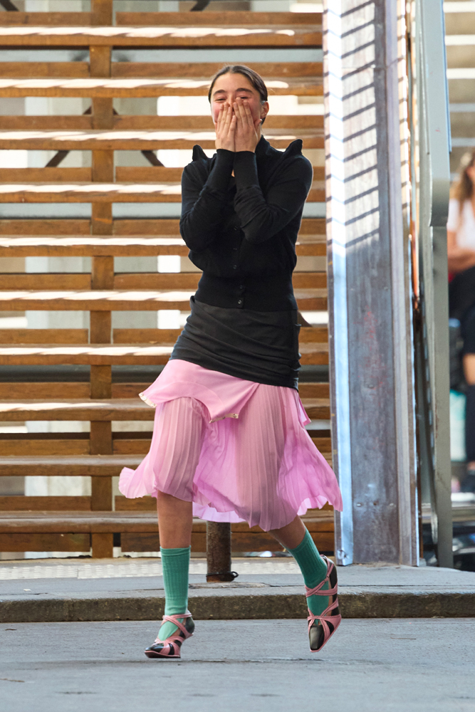 Julie Kegels à son défilé printemps-été 2026 à la Fashion Week de Paris