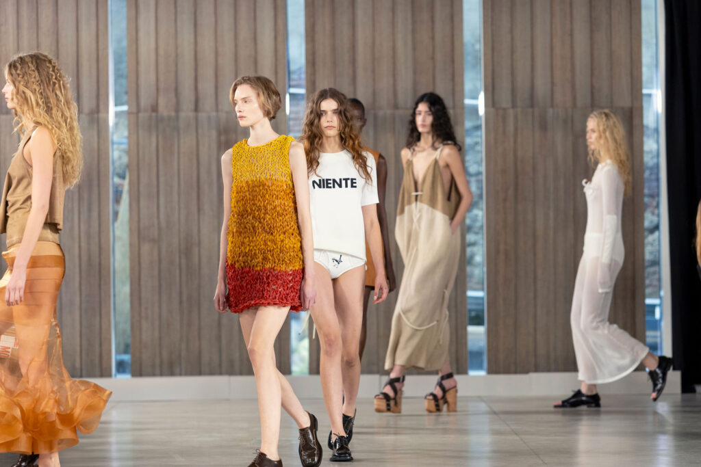 Le défilé Moschino printemps-été 2026 à la Fashion Week de Milan