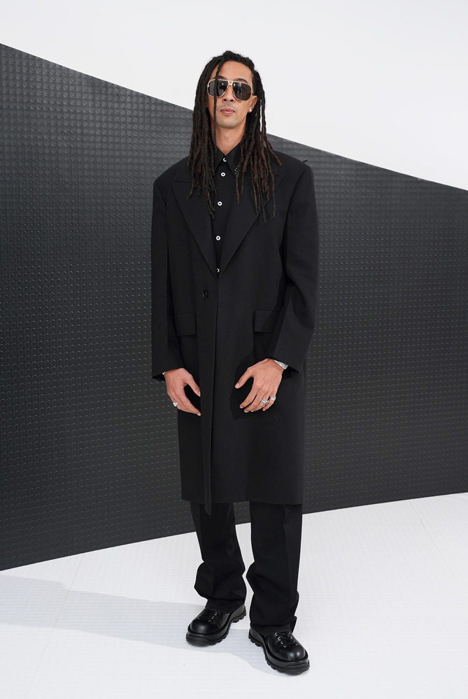 Ghali assiste au défilé Jil Sander Printemps- Été 2026 pendant la Fashion Week de Milan en Italie.