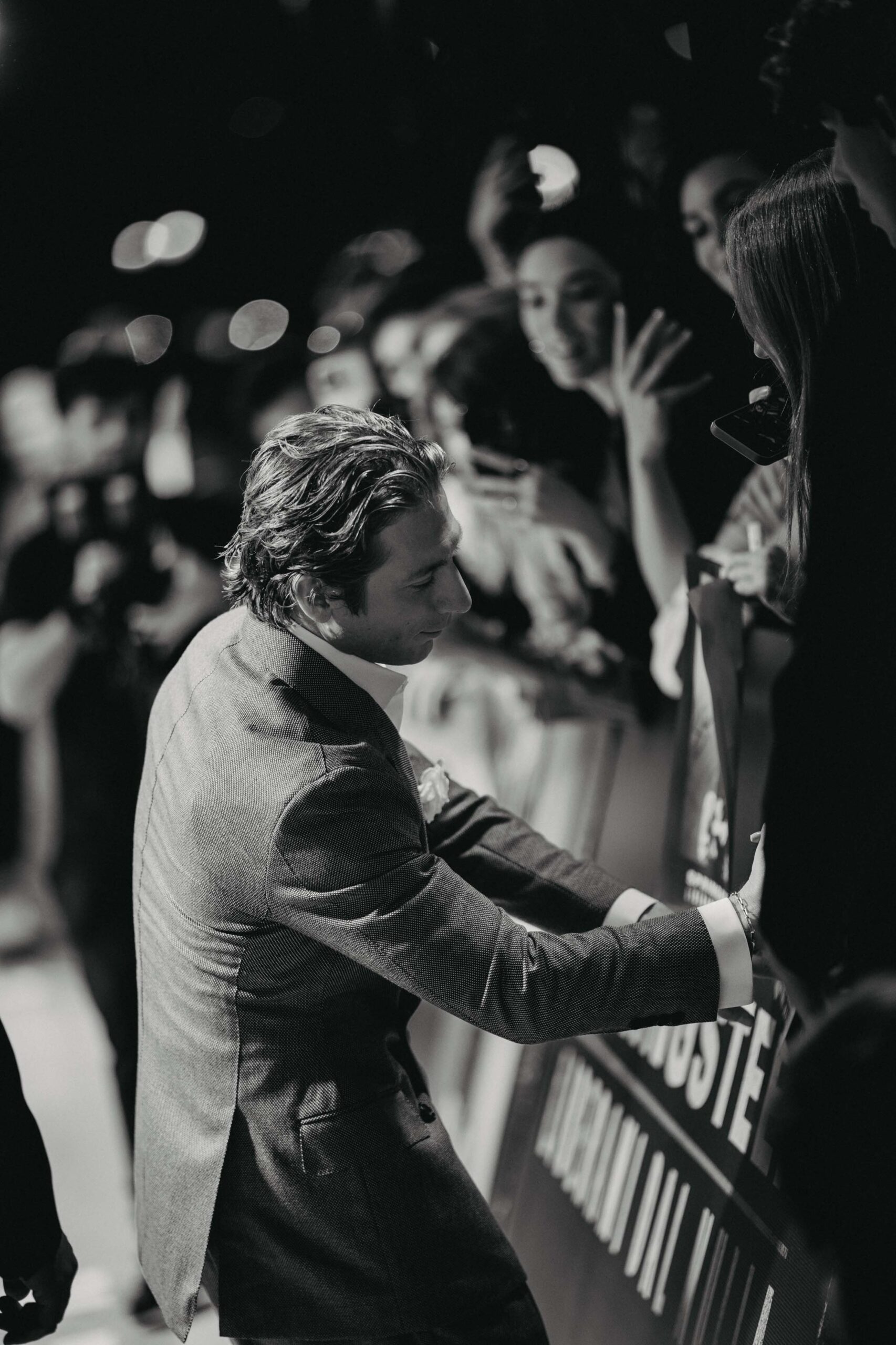 Jeremy Alllen White pour la promotion du film Springsteen: Deliver Me From Nowhere.