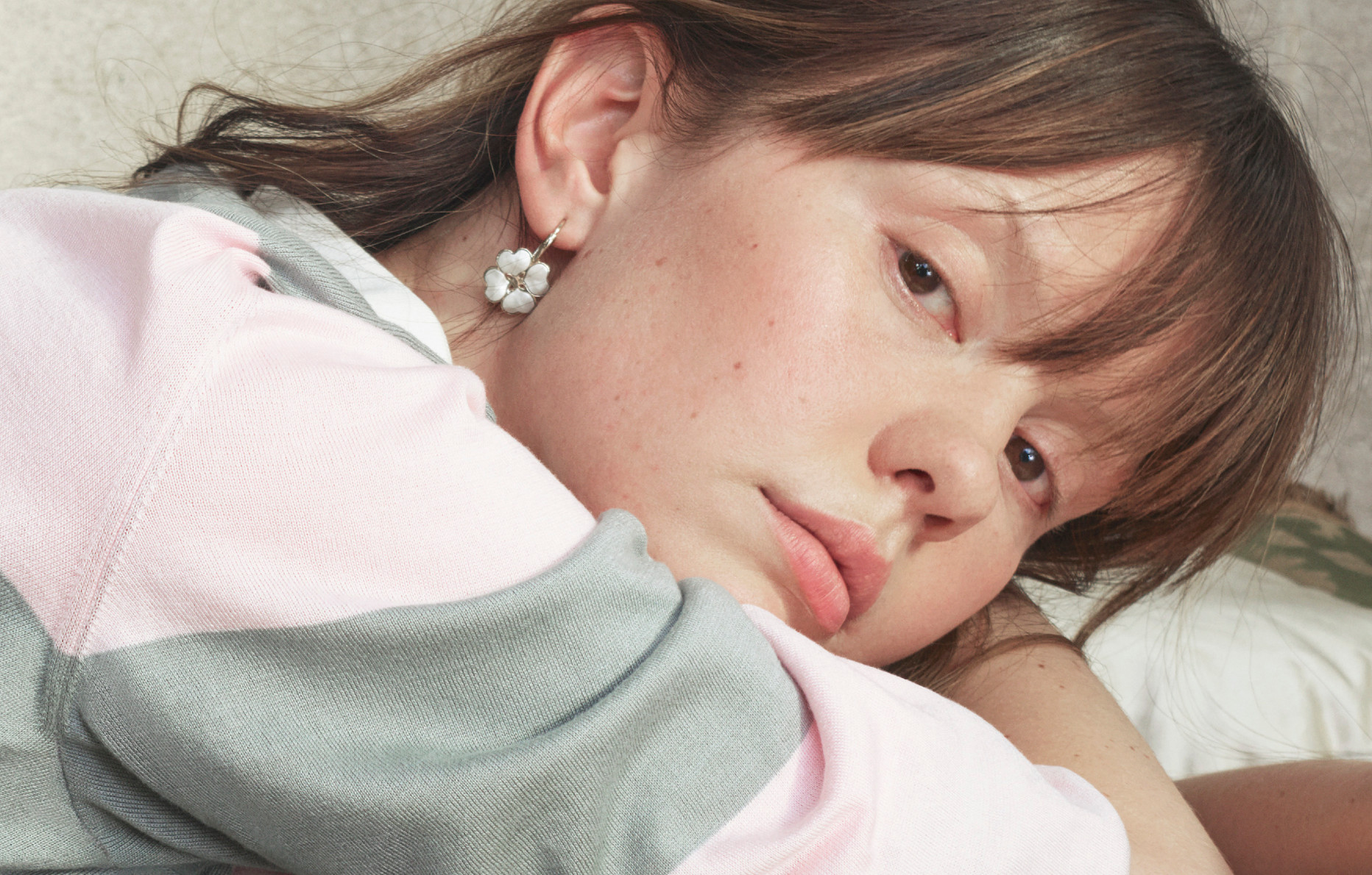 L'actrice Mia Goth, nouvelle ambassadrice Dior, par David Sims.