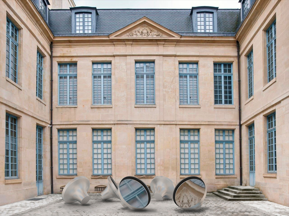 Vue préparatoire à l’installation Spinning Around de Sophia Taillet dans la cour du musée de la Chasse et de la Nature pour la Paris Design Week