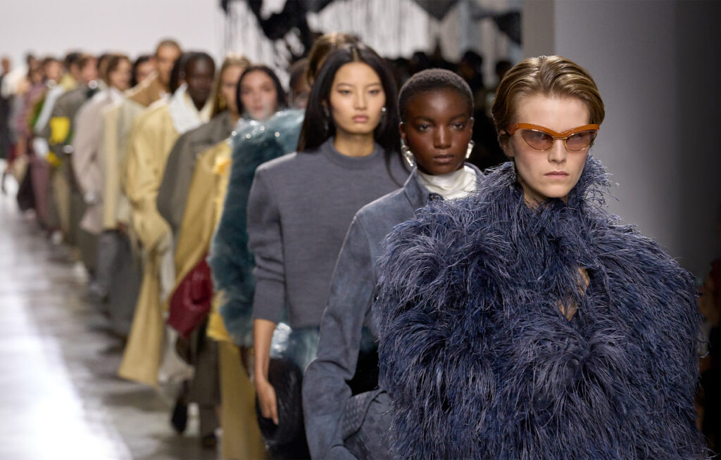 Le défilé Bottega Veneta printemps-été 2026 par Louise Trotter à la Fashion Week de Milan