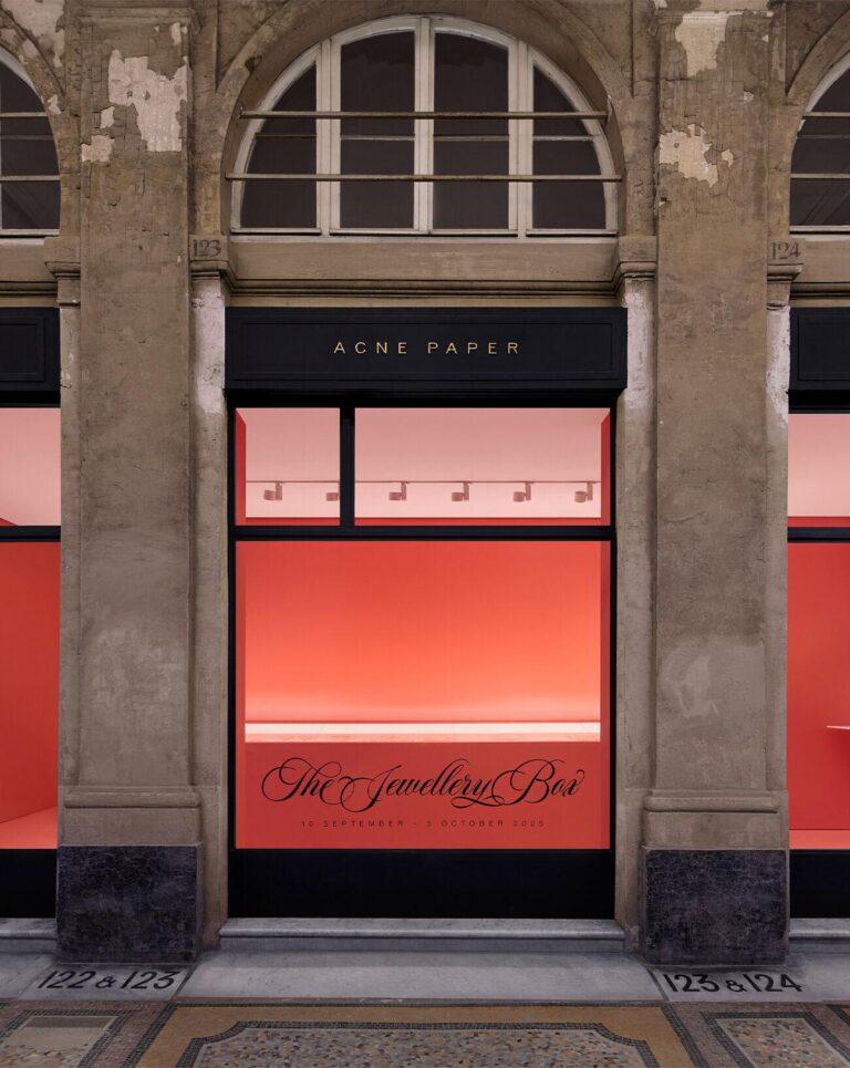 thumb-fashion-week-printemps-été-2026-acne-paper-palais-royal