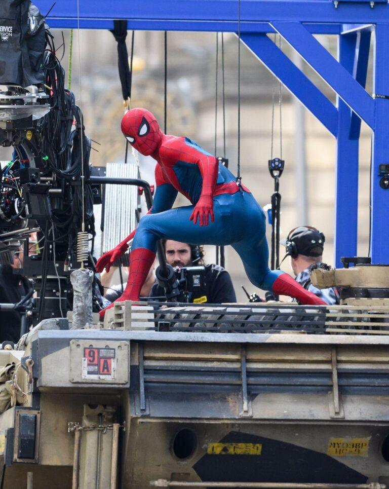 Tom Holland est aperçu sur le tournage de Spider-Man: Brand New Day le 3 août 2025 à Glasgow, en Écosse. (Photo par MEGA/GC Images)