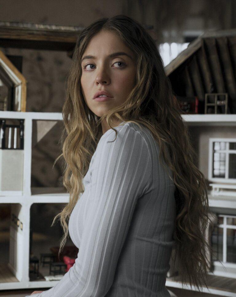 Photo de l'actrice Sydney Sweeney dans le film La Femme de ménage (2025) de Paul Feig.