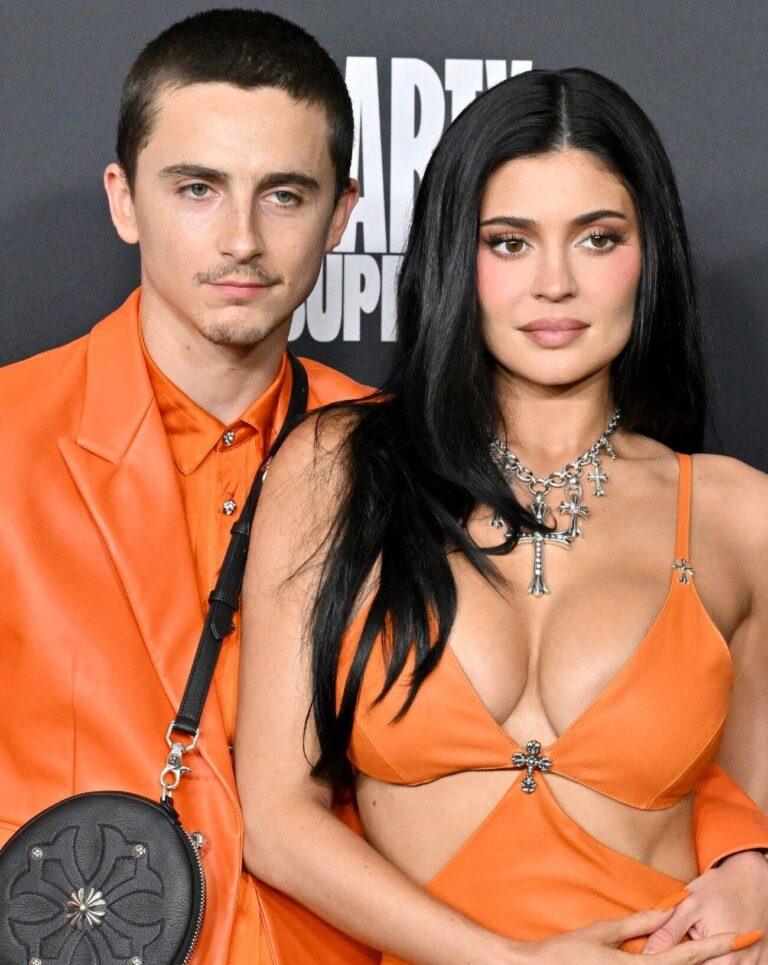 Timothée Chalamet et Kylie Jenner à l’avant première de Marty Supreme au Samuel Goldwyn Theater, à Los Angeles, le 8 décembre 2025. Photo par Axelle/Bauer-Griffin/FilmMagic via Getty Images.