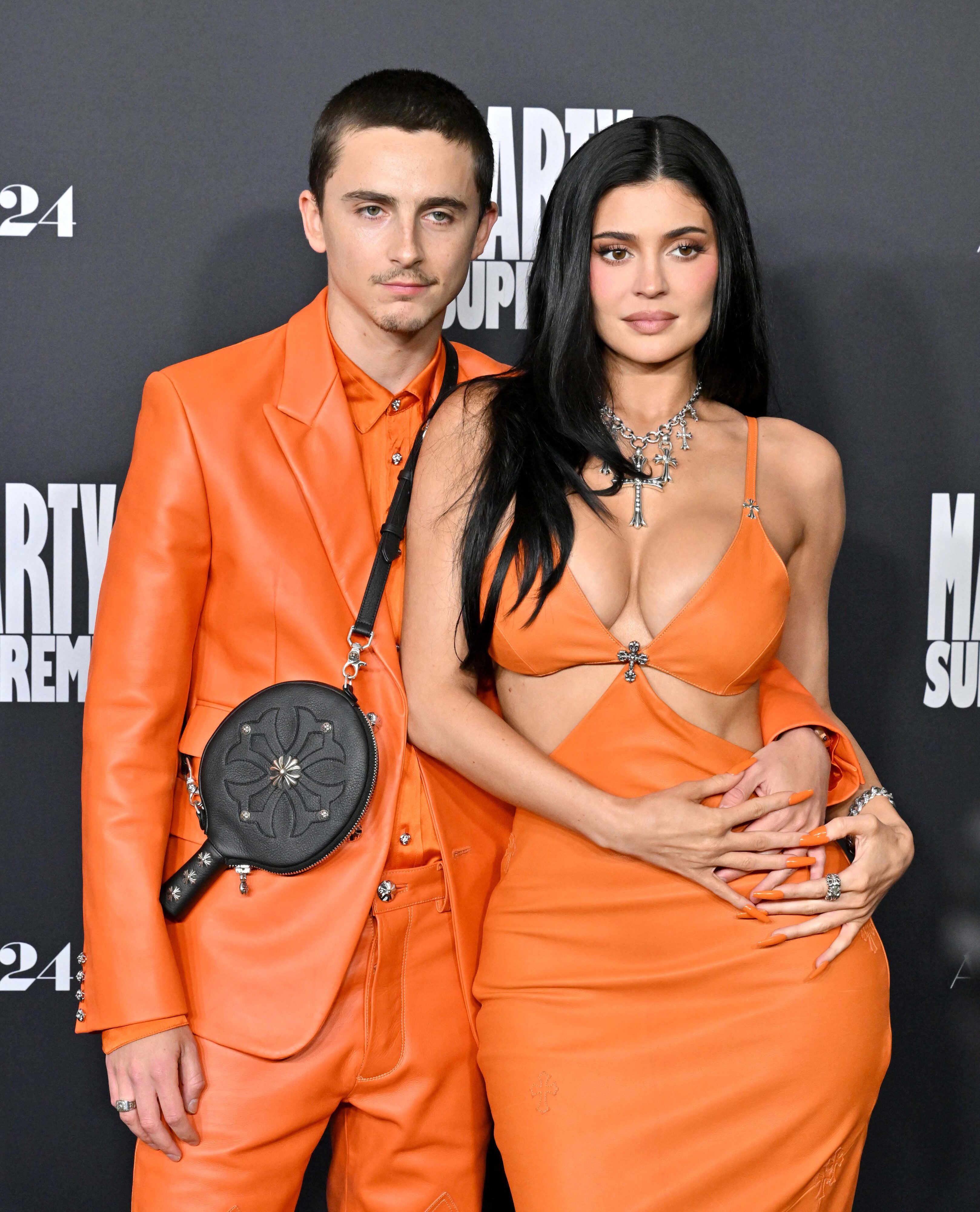Timothée Chalamet et Kylie Jenner à l’avant première de Marty Supreme au Samuel Goldwyn Theater, à Los Angeles, le 8 décembre 2025. Photo par Axelle/Bauer-Griffin/FilmMagic via Getty Images.