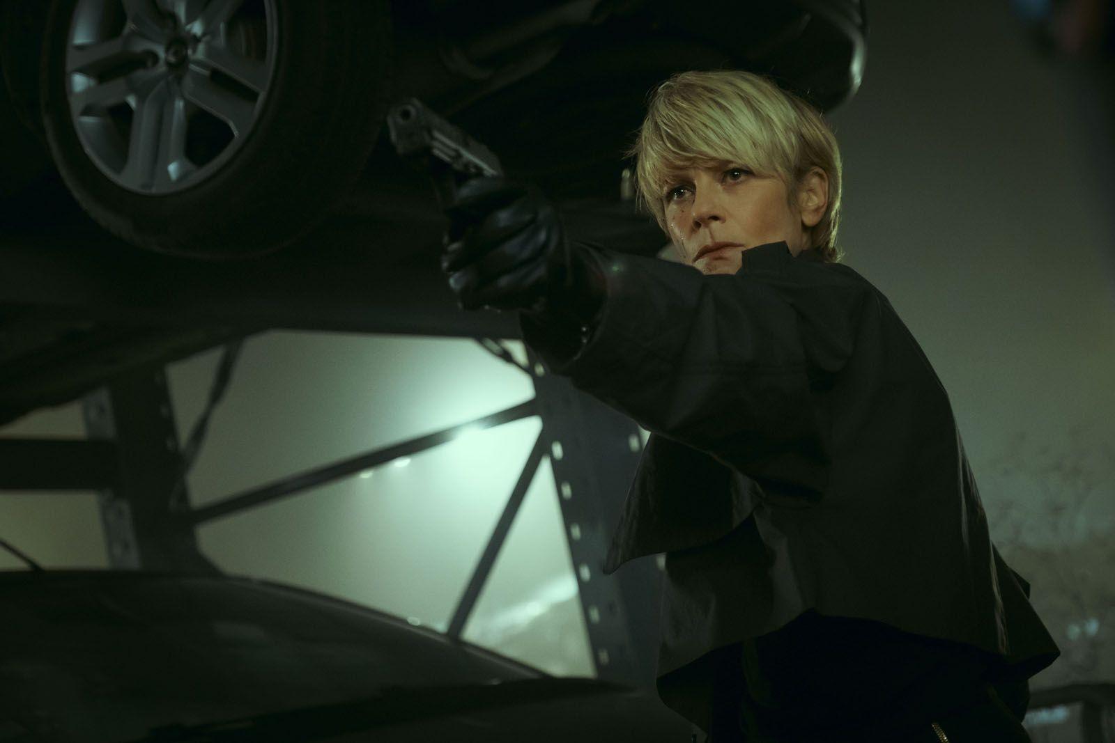 Marina Foïs dans la série Furies (2024) © Netflix.