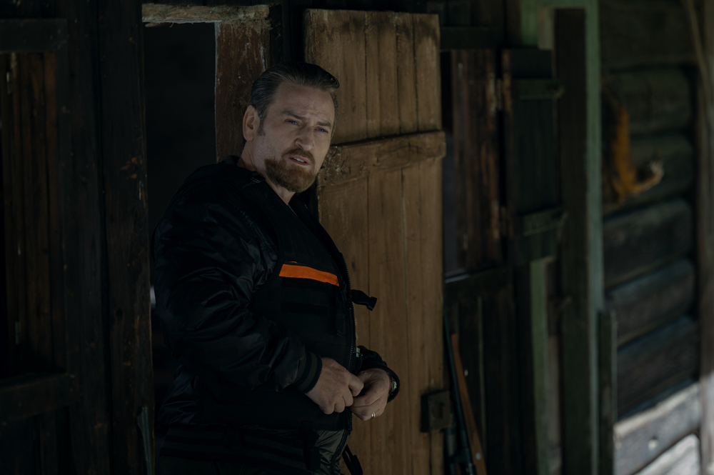 Benoît Magimel dans la série Traqués (2025) © AppleTV+.