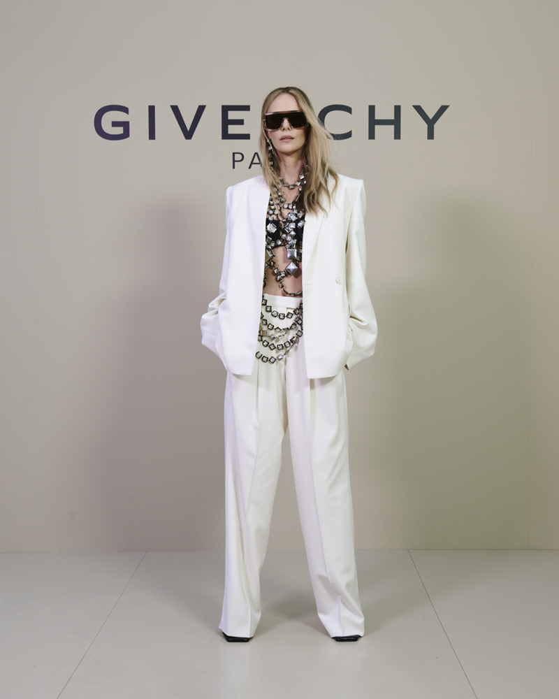 Charlize Theron au défilé Givenchy printemps-été 2026.