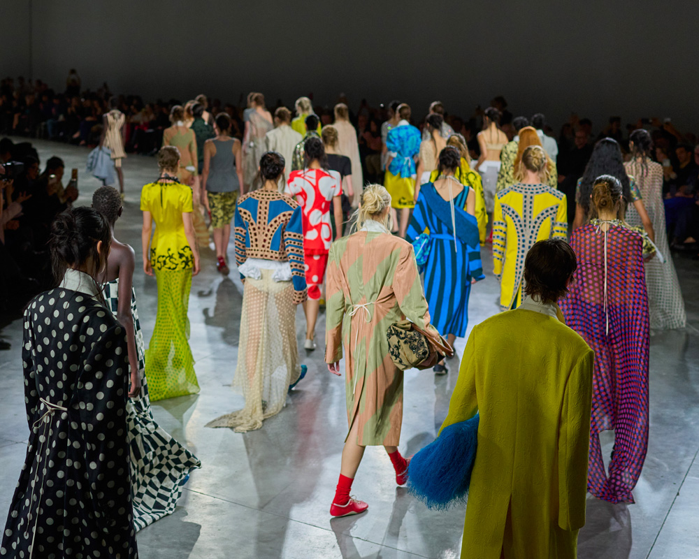 Vue du défilé Dries Van Noten Printemps-été 2026