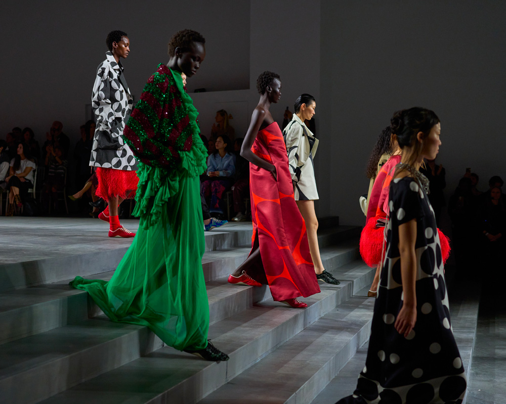 Vue du défilé Dries Van Noten Printemps-été 2026