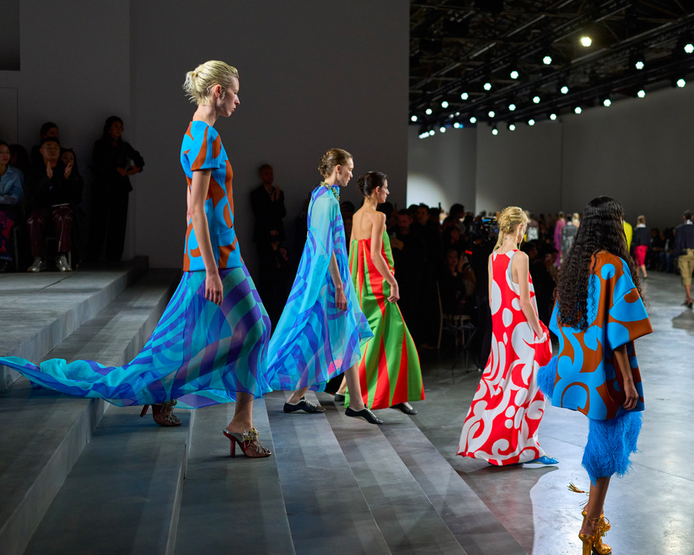 Vue du défilé Dries Van Noten Printemps-été 2026