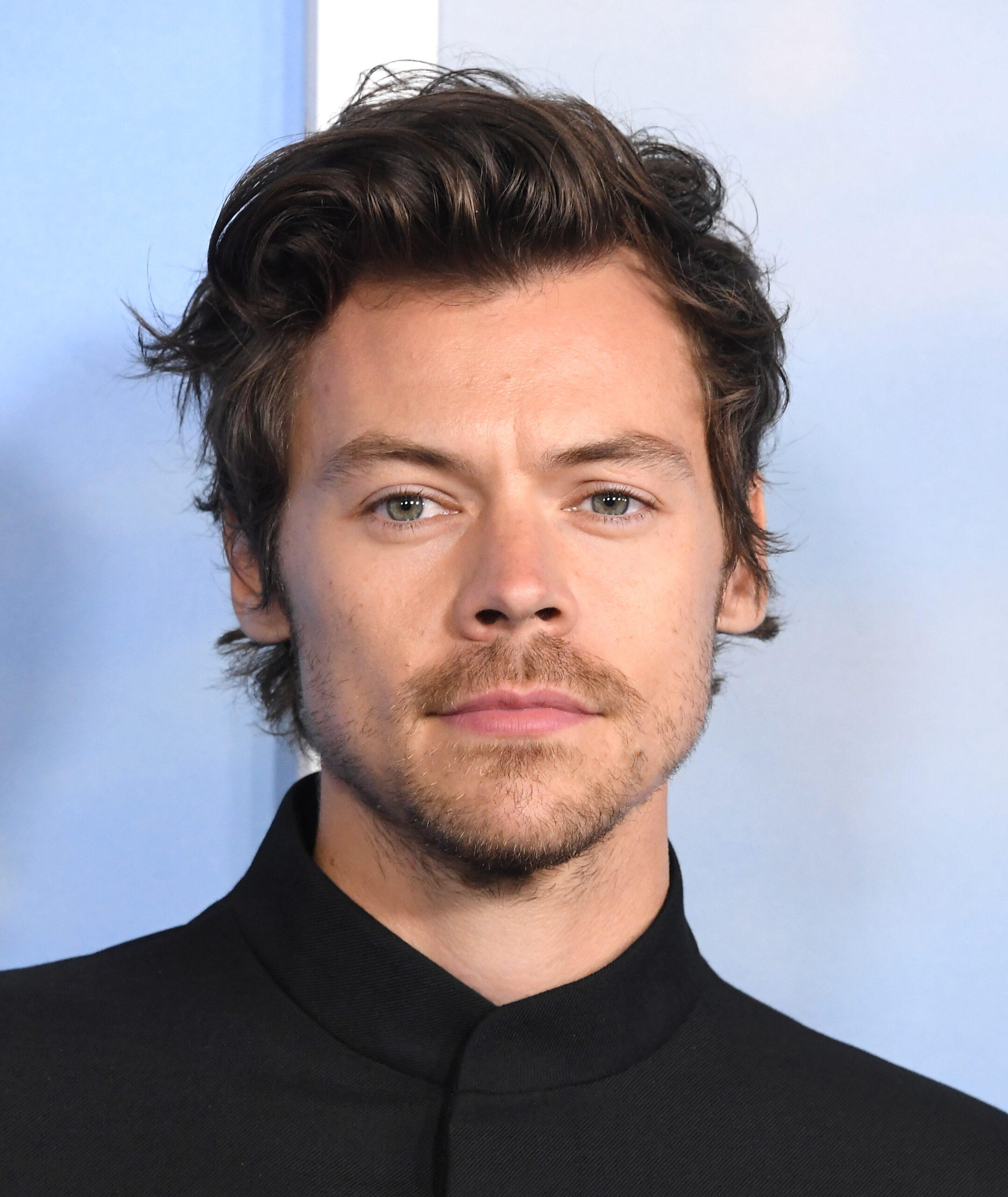 Le musicien Harry Styles, devenu acteur, est l'un des héros du film Don't Worry Darling (2022) d'Olivia Wilde et apparaît dans le long-métrage Dunkerque (2017) de Christopher Nolan. Photo par Steve Granitz/FilmMagic via Getty Images.