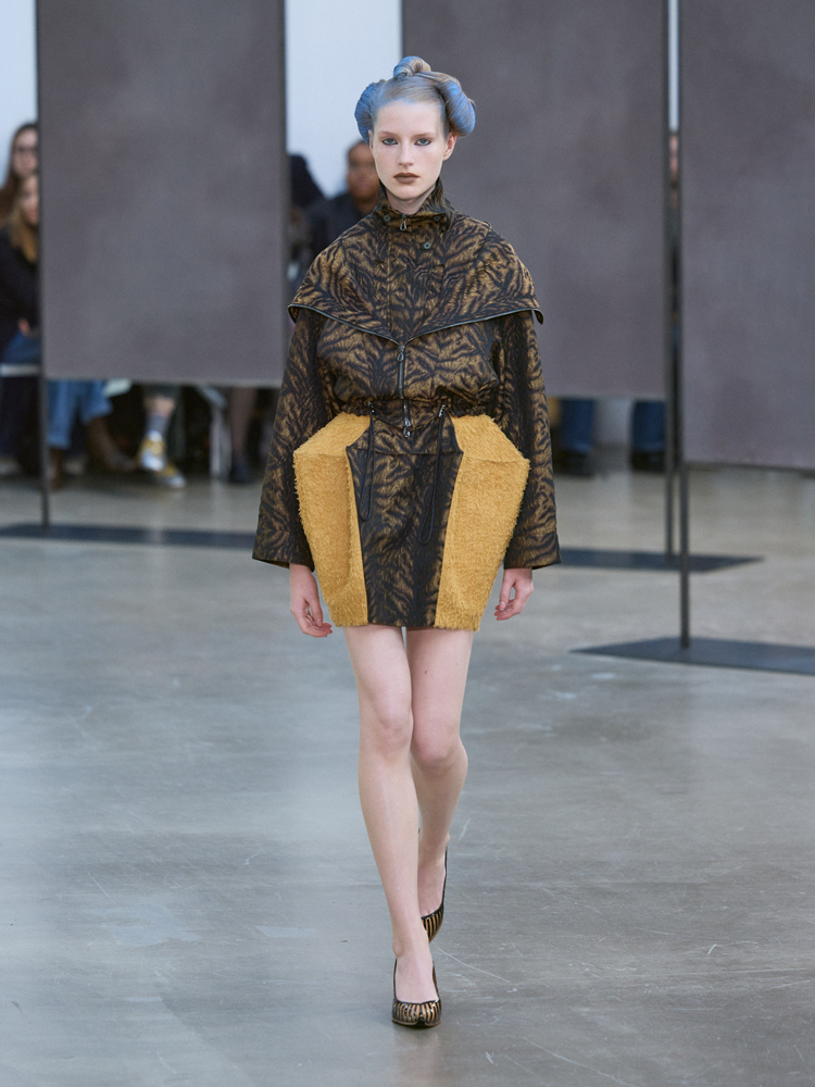 Le défilé Kiko Kostadinov printemps-été 2026.