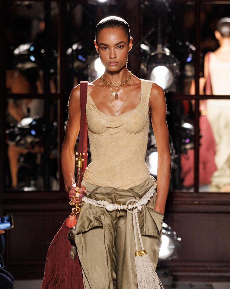 Le défilé Balmain printemps-été 2026.