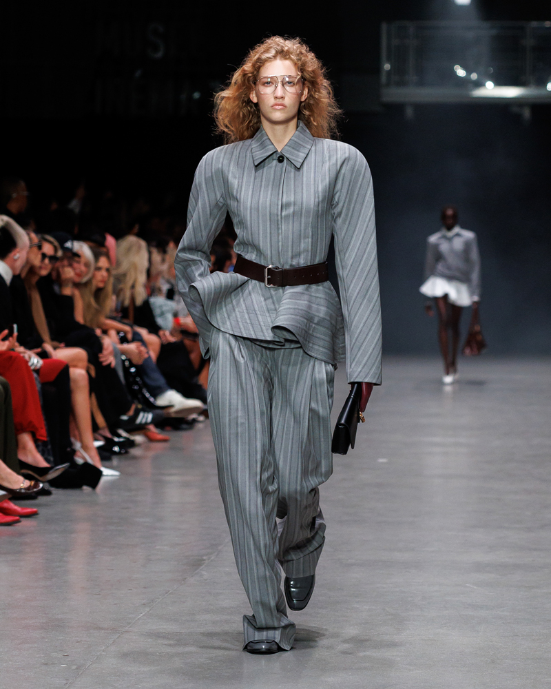 Le défilé Stella McCartney printemps-été 2026 à la Fashion week de Paris