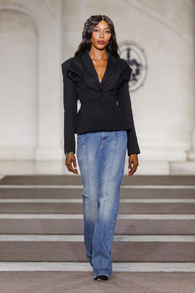 Le défilé Torishéju printemps-été 2026 à la Fashion Week de Paris