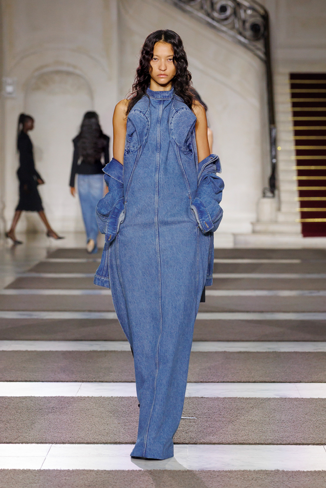 Le défilé Torishéju printemps-été 2026 à la Fashion Week de Paris