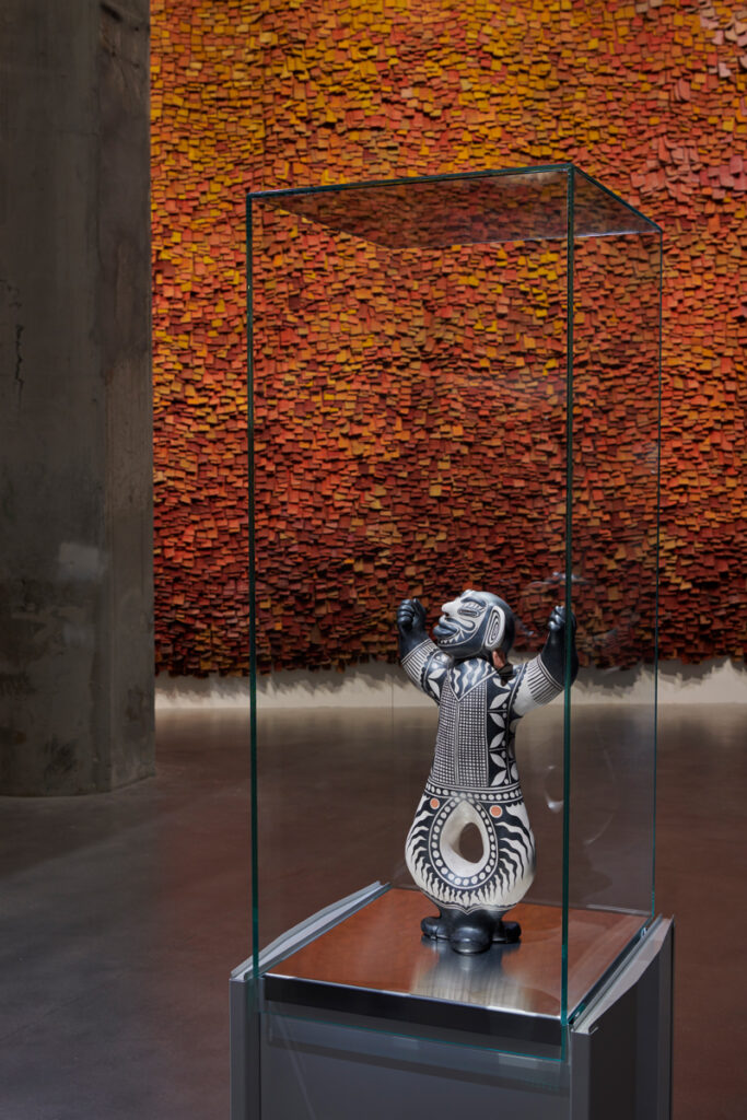 Virgil Ortiz Olga de Amaral Fondation Cartier