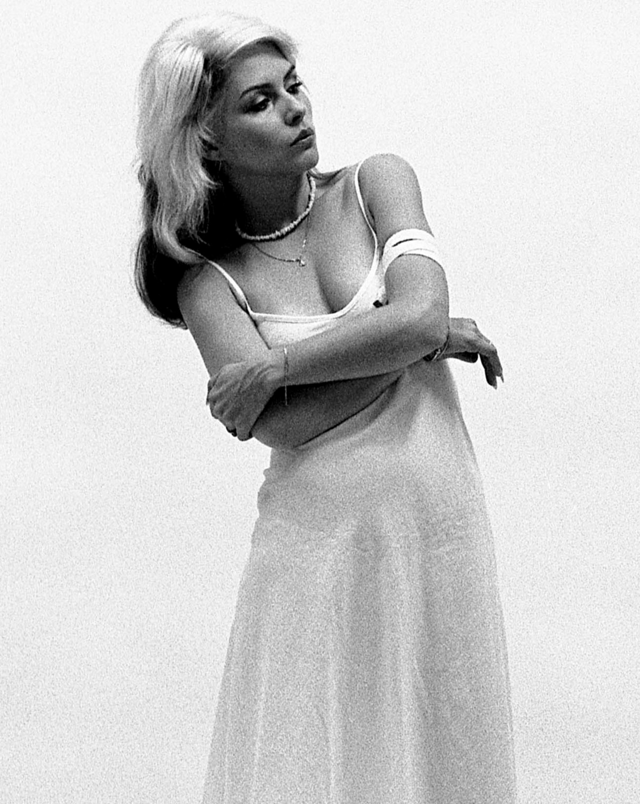 Debbie Harry de Blondie sur le photoshoot de l'album Parallel Lines, en 1978. Photo par Roberta Bayley/Redferns via Getty Images.