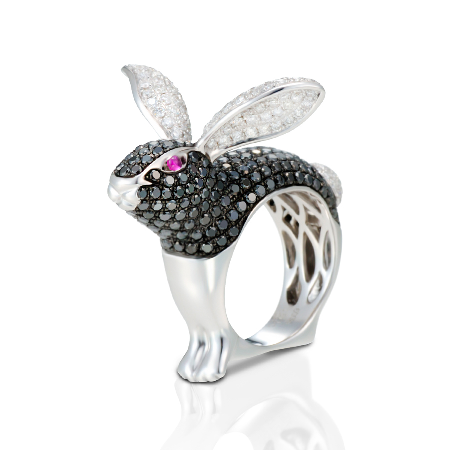 bague lapin en diamants noirs mio harutaka 