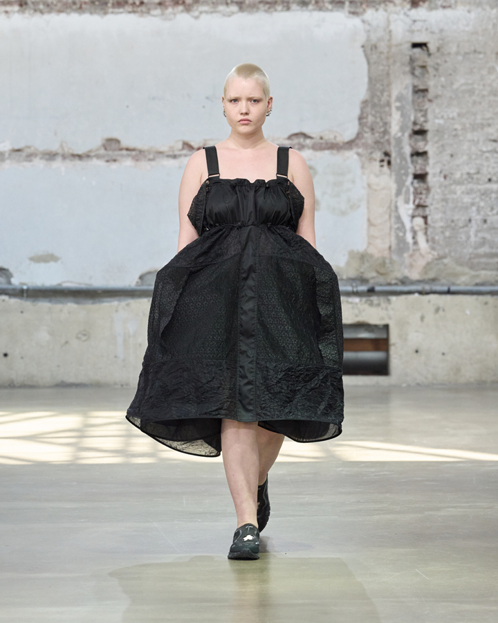 défilé cecilie bahnsen printemps-été 2026 à la fashion week de paris