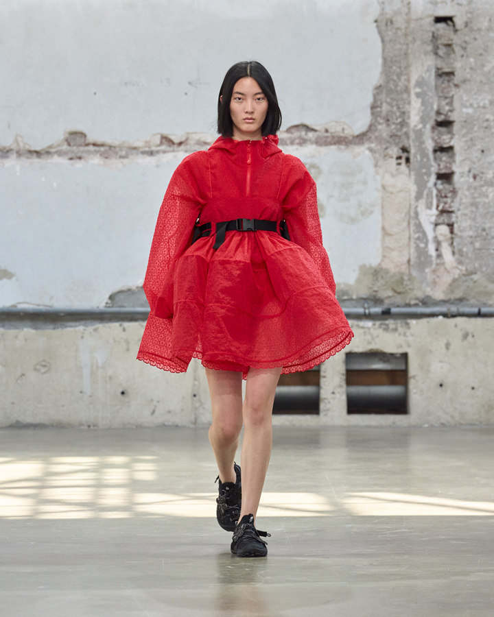 défilé cecilie bahnsen printemps-été 2026 à la fashion week de paris