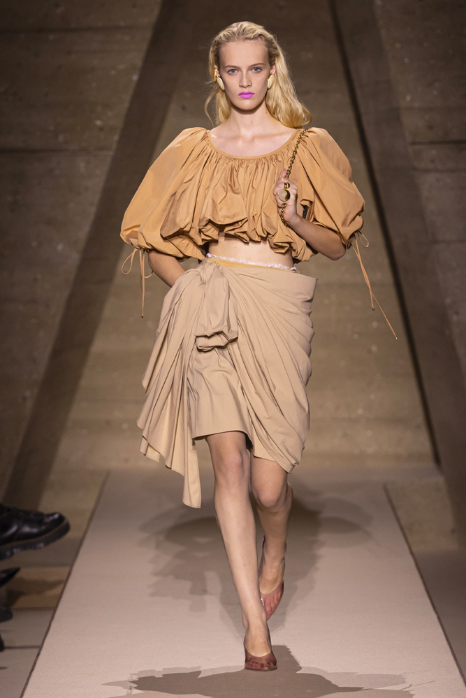 Le défilé Chloé printemps-été 2026 à la Fashion Week de Paris