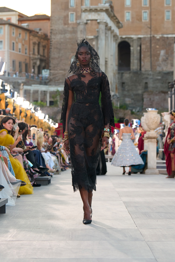 défilé dolce & gabbana alta moda 2025 rome