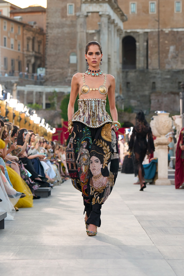 défilé dolce & gabbana alta moda 2025 rome