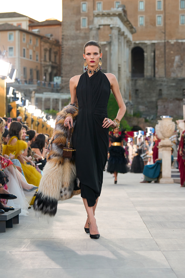 défilé dolce & gabbana alta moda 2025 rome