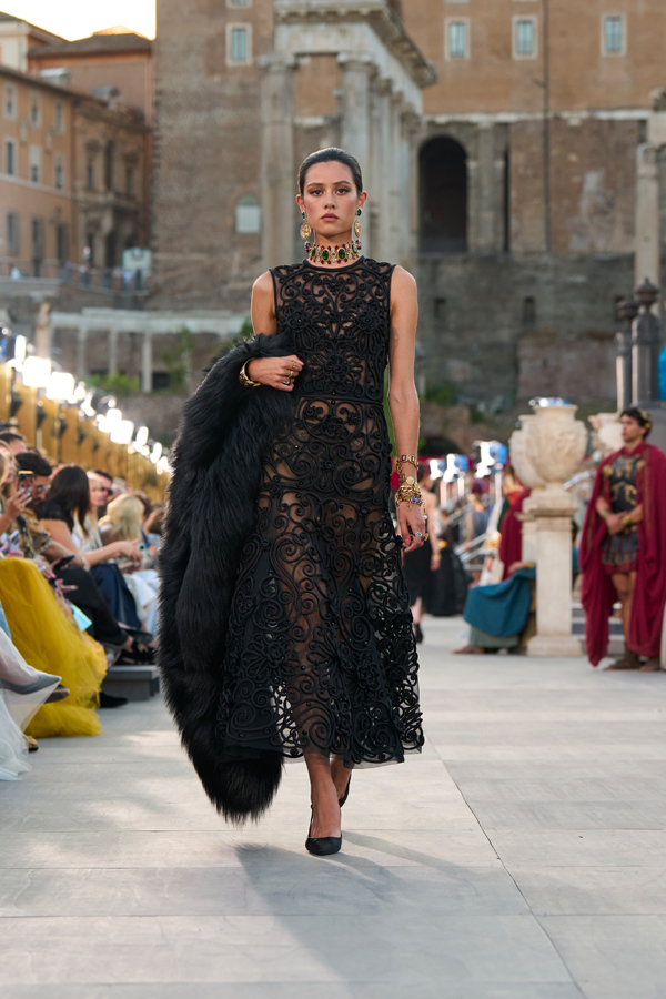 défilé dolce & gabbana alta moda 2025 rome