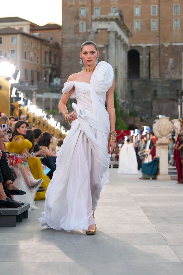 défilé dolce & gabbana alta moda 2025 rome