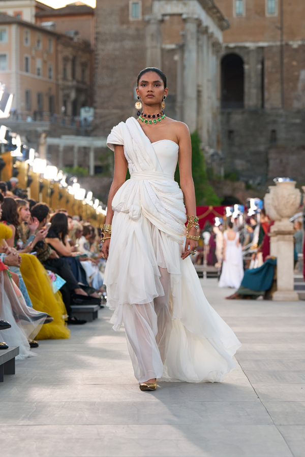 défilé dolce & gabbana alta moda 2025 rome