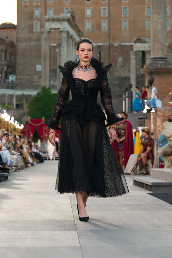 défilé dolce & gabbana alta moda 2025 rome