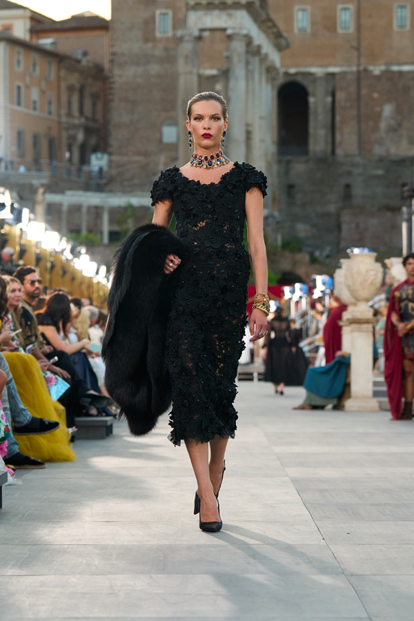 défilé dolce & gabbana alta moda 2025 rome