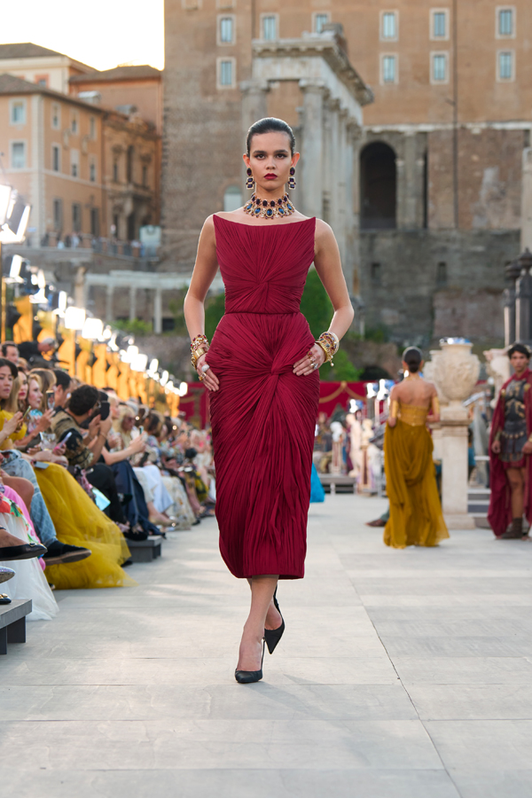 défilé dolce & gabbana alta moda 2025 rome