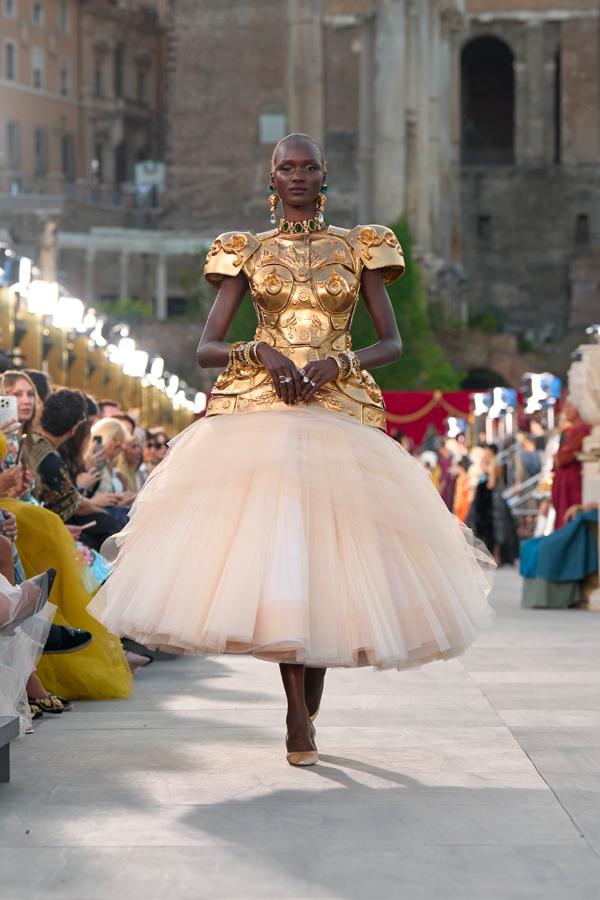 défilé dolce & gabbana alta moda 2025 rome