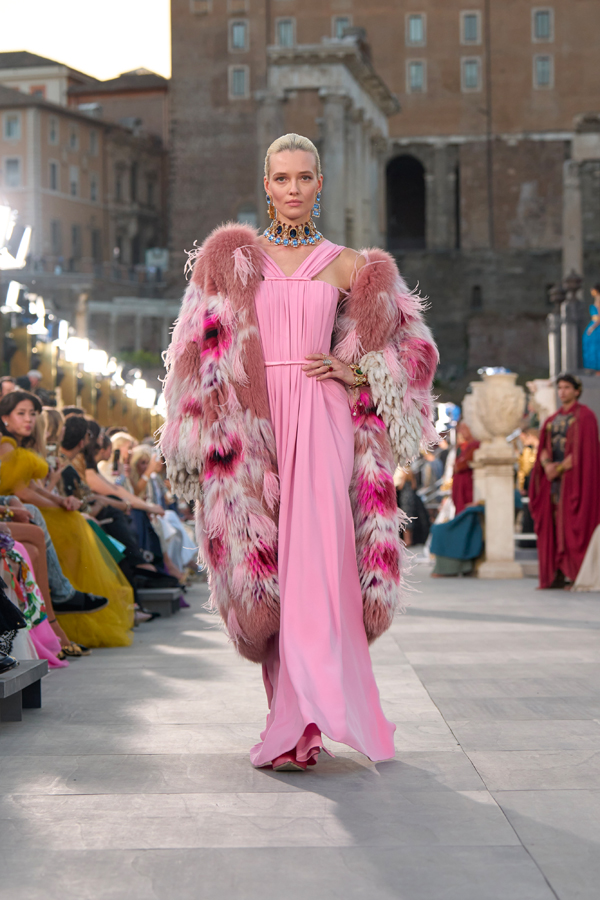 défilé dolce & gabbana alta moda 2025 rome